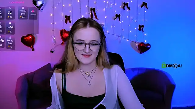 luna_berryy's Live XXX Chat