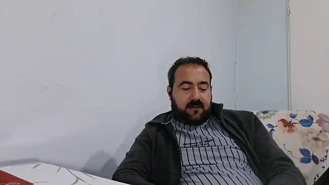 Živý XXX chat mio_jaks