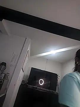 Онлайн чат XXX Shantey_Laurent