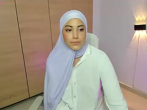 LAY_LA_ Adlı Modelin Canlı XXX Sohbeti