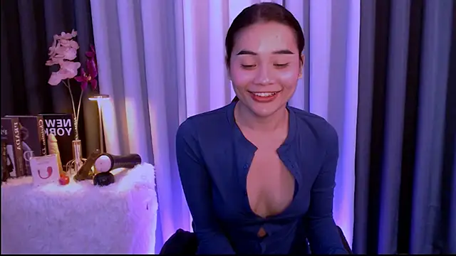 Show de Coka_bella na webcam