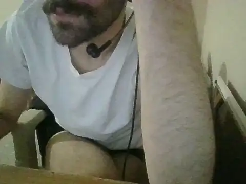 عرض كام Bigfeet47dikcis17