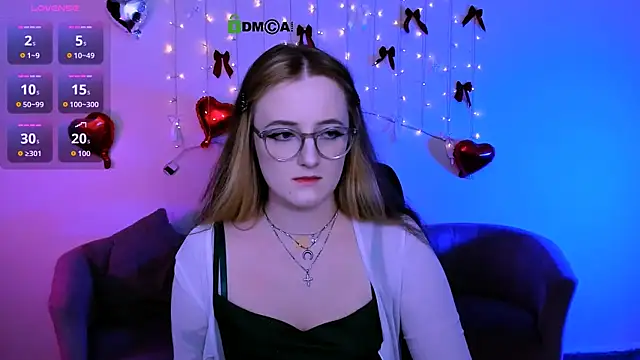 luna_berryy's Live XXX Chat