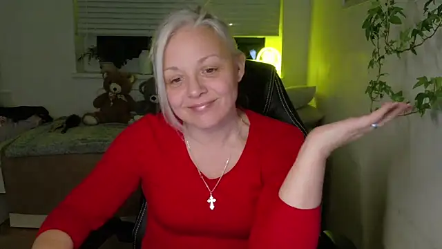 Linsy_Kim: онлайн-секс-чат