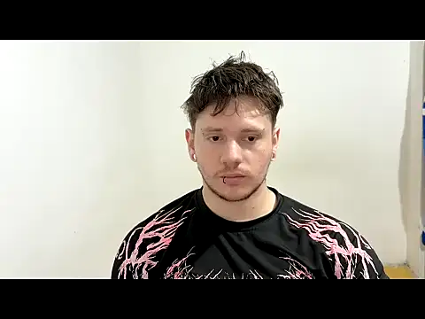 Skol_100802 live XXX chat