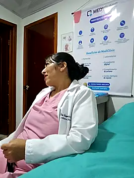 Chat XXX en directo de JustSamantha_