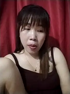 XXX chat uživo modela Kiki-vn