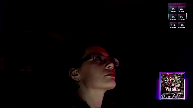 MilanaPureのライブXXXチャット