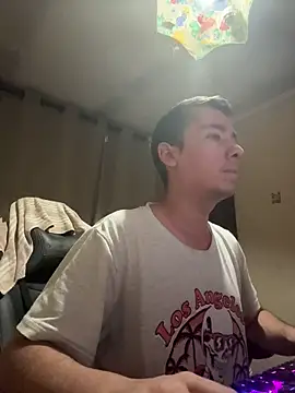 دردشة Cr1sXPorn الجنسية المباشرة