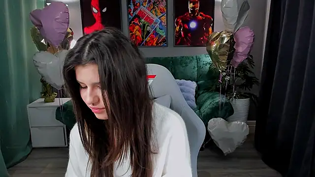 AnoraDarkのウェブカメラショー