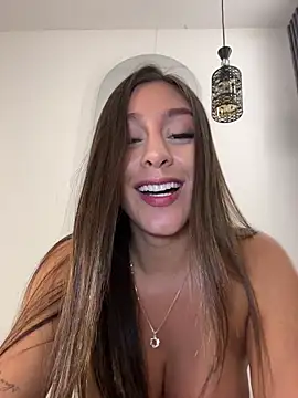 LAURA_VANESA 라이브 XXX 채팅