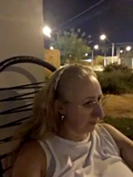 MILEIDE980 Live XXX-Chat