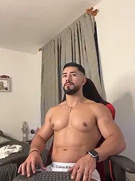 دردشة Ezzio_Scolaro الجنسية المباشرة