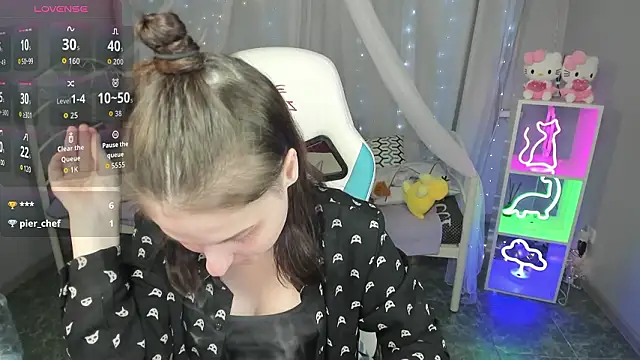 KiraDuvall's Live XXX Chat