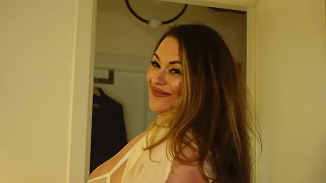 TanyaJade888's Webcam Show