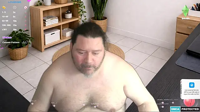 Chatroom XXX en direct de MysticDevil