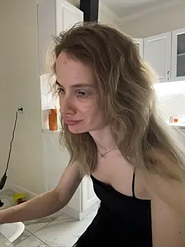 Webkamerová show AinyrVixxen