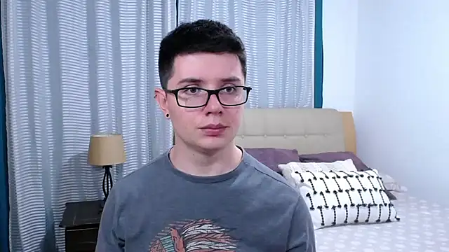 BlackFoXXX69 Live XXX-chat