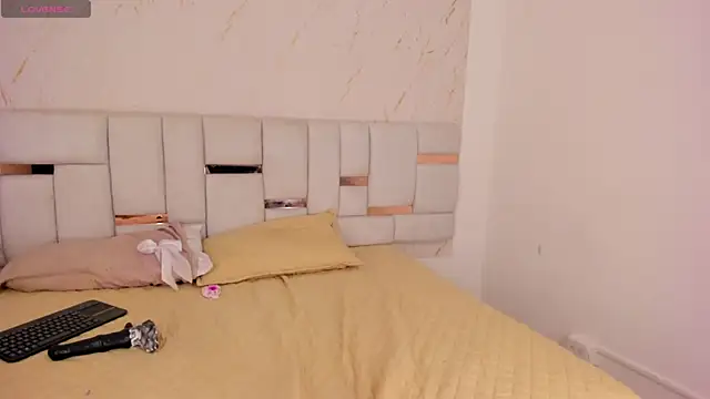 Chat +18 de hermione_brown ao vivo