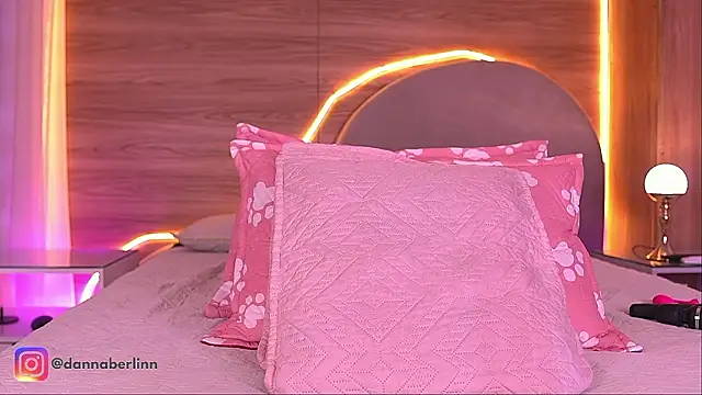 danna_berlin_ 现场XXX聊天