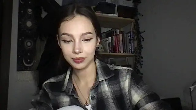 Yuna5343's Live XXX Chat