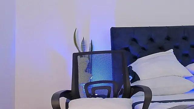 Marcus_MorenoのライブXXXチャット