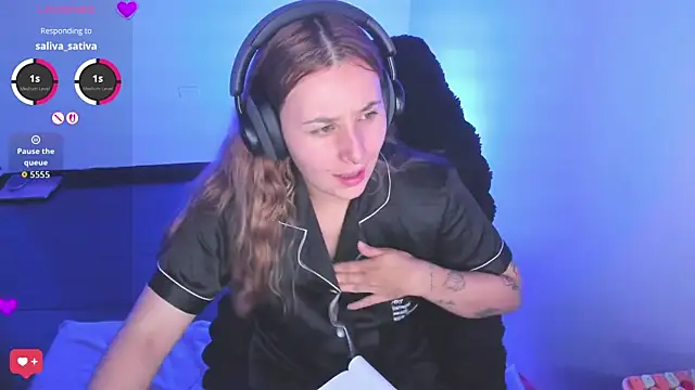 bonnie_moon_'s Live XXX Chat