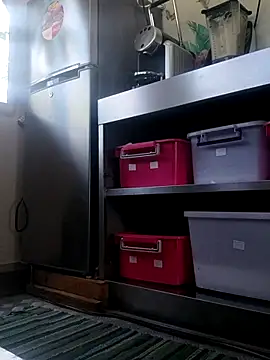 emiliemilf: онлайн-секс-чат