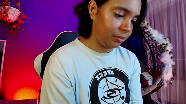 Chat XXX ao vivo de Emmapark_