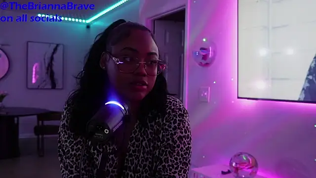 Živý XXX chat BriannaBrave