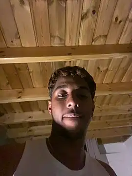 Axel_black10 即時 XXX 聊天