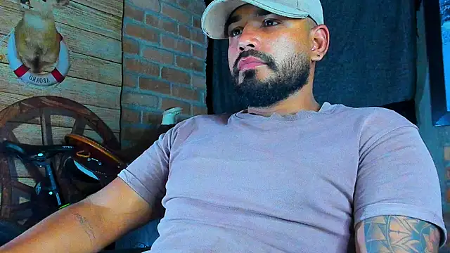 dominic_jonson's Live XXX Chat