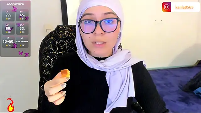 Živý XXX chat MatchedEyebrow