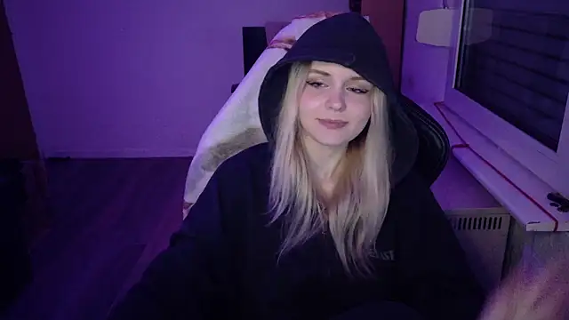 OfflineLizzy Chat XXX in diretta