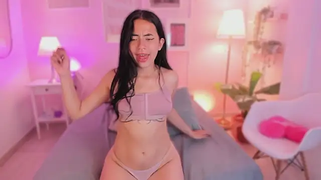 Ivyy_sweet_ Chat XXX in diretta