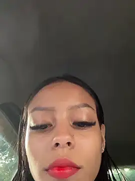 two_milkyway Adlı Modelin Web Kamerası Şovu