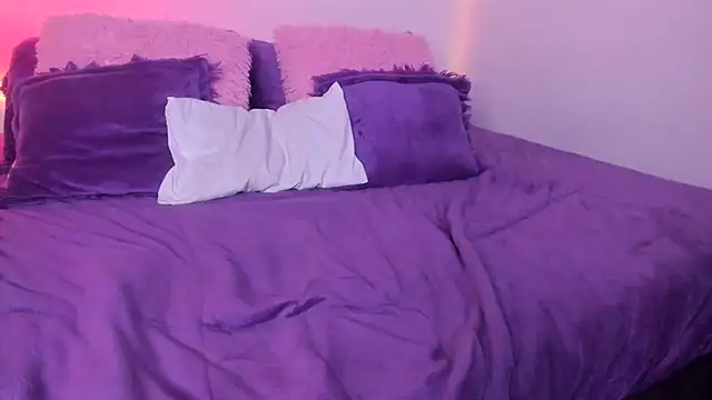 Chatroom XXX en direct de HeidyRousse