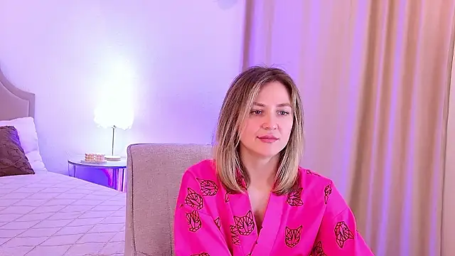 Chat +18 de EmeraldGlow ao vivo