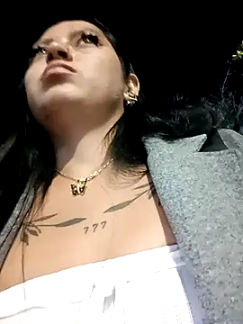 LunaHot_777 Chat XXX live