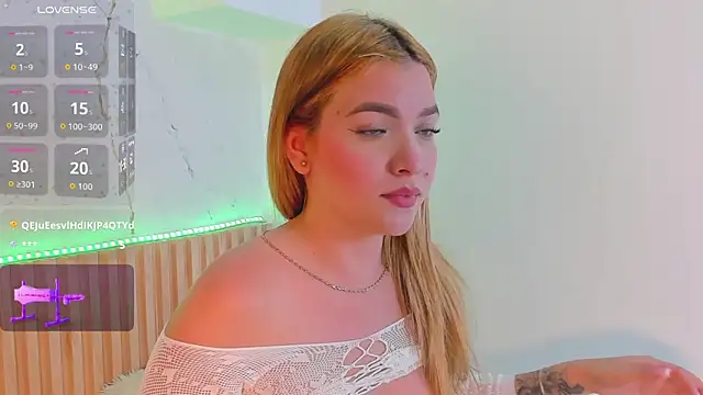 แชท XXX สดของ ChrystalHills