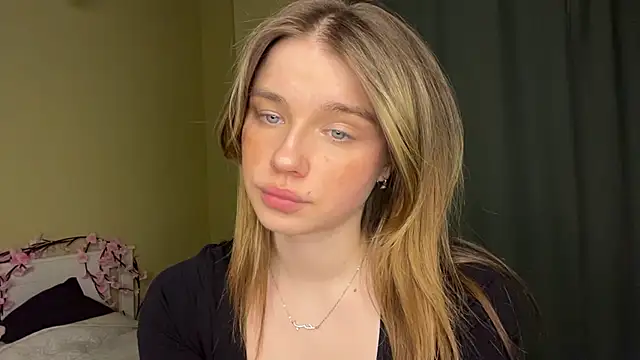 EarthaStinett's Live XXX Chat