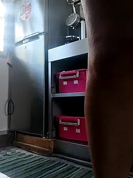 emiliemilf Live XXX-chat