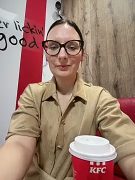 Chatroom XXX en direct de The_Snowwhitee