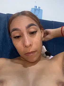 Little-Engel লাইভ XXX চ্যাট