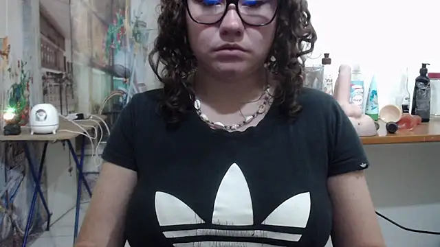 Chat XXX en directo de curly_greeneyed