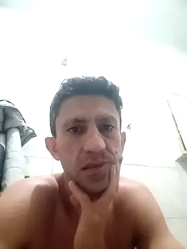 Maniasefetiches 现场XXX聊天