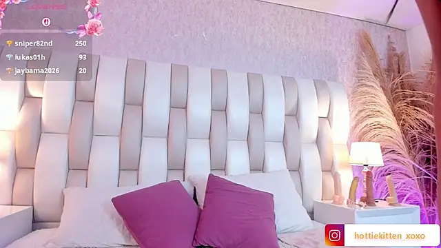 Viollet_xoxo: απευθείας συνομιλία ΧΧΧ