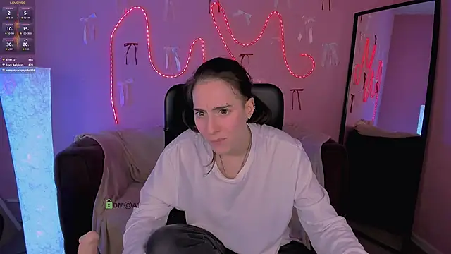 Вебкам-шоу khloebeauty