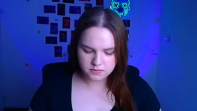 Kitty_Mia_Kitty's Live XXX Chat