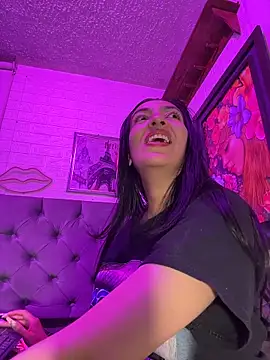 Chatroom XXX en direct de SALOME_KORLAND